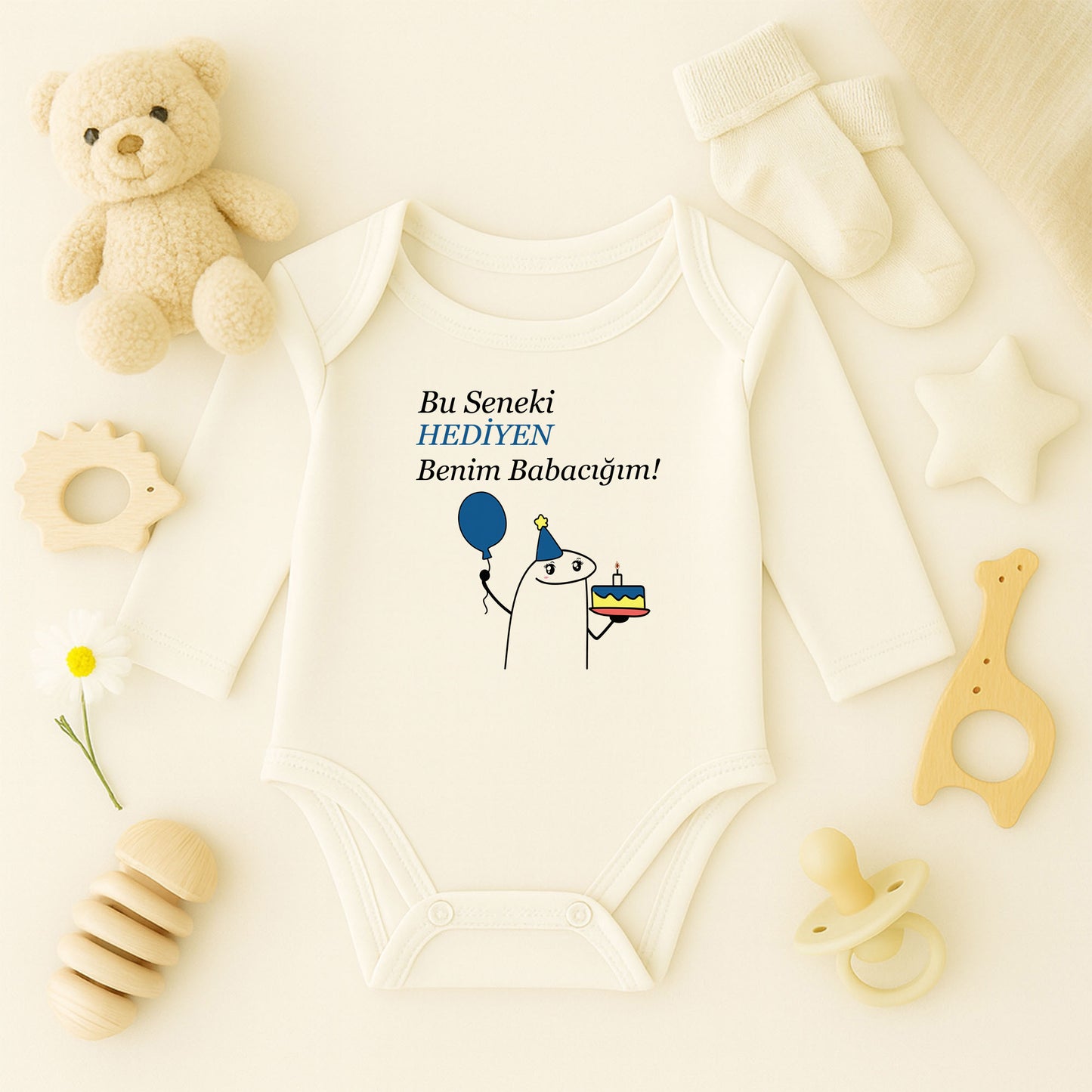 “HEDİYEN” Yazılı Doğum Günü Temalı Bebek Zıbını – 1–36 Ay | Eğlenceli Parti Tasarımı
