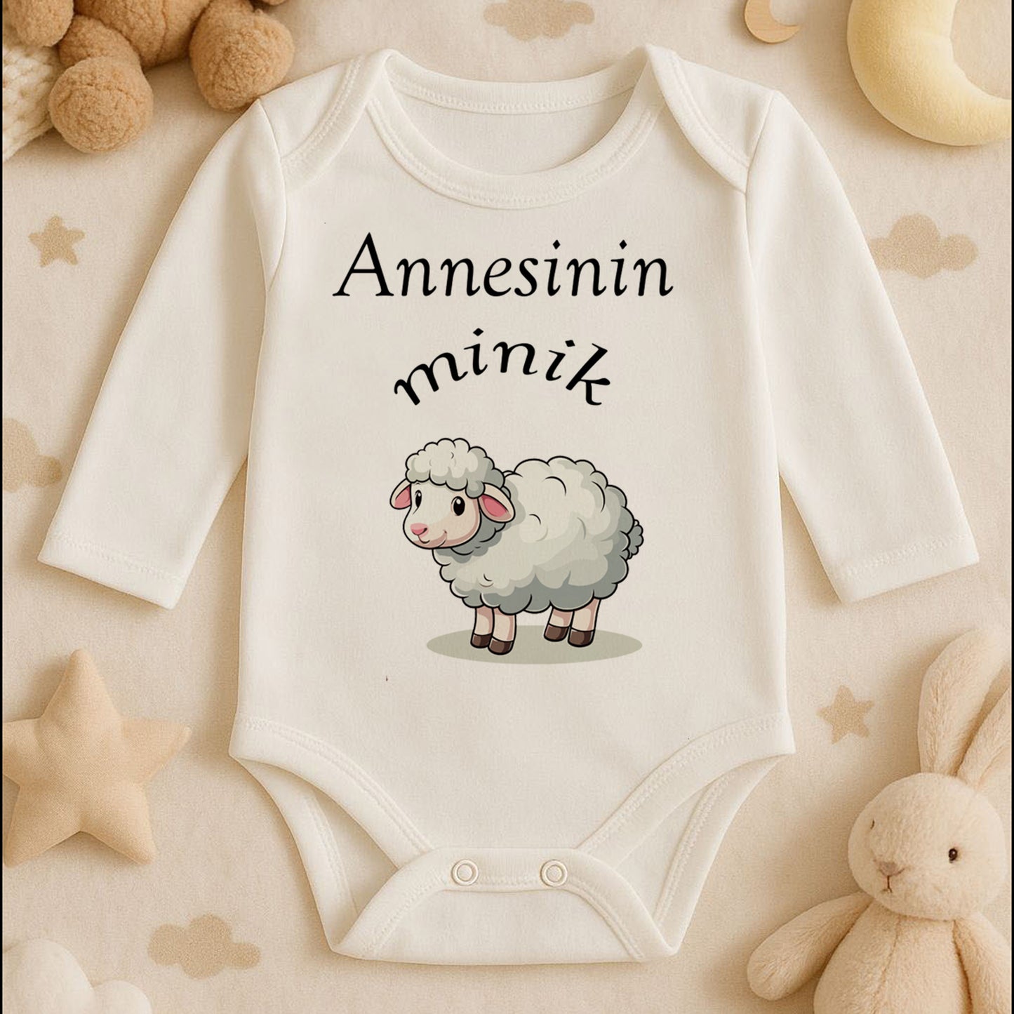 Halasının Minik Kuzusu Yazılı Bebek Zıbını – Sevimli Kuzu Tasarım | 1–36 Ay