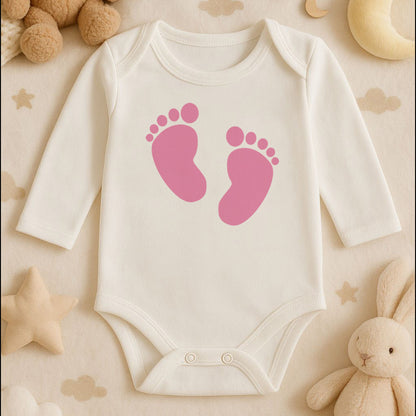 Mom Is The Boss Bebek Ayak İzi Baskılı Tişört / Zıbın – Anne & Bebek Temalı | 1–36 Ay