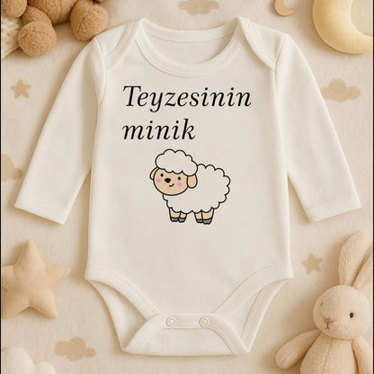 Minimal Siyah Kuzu Tasarımlı Bebek Zıbını | 1–36 Ay, DTF Baskı, Hassas Cilt Uyumlu