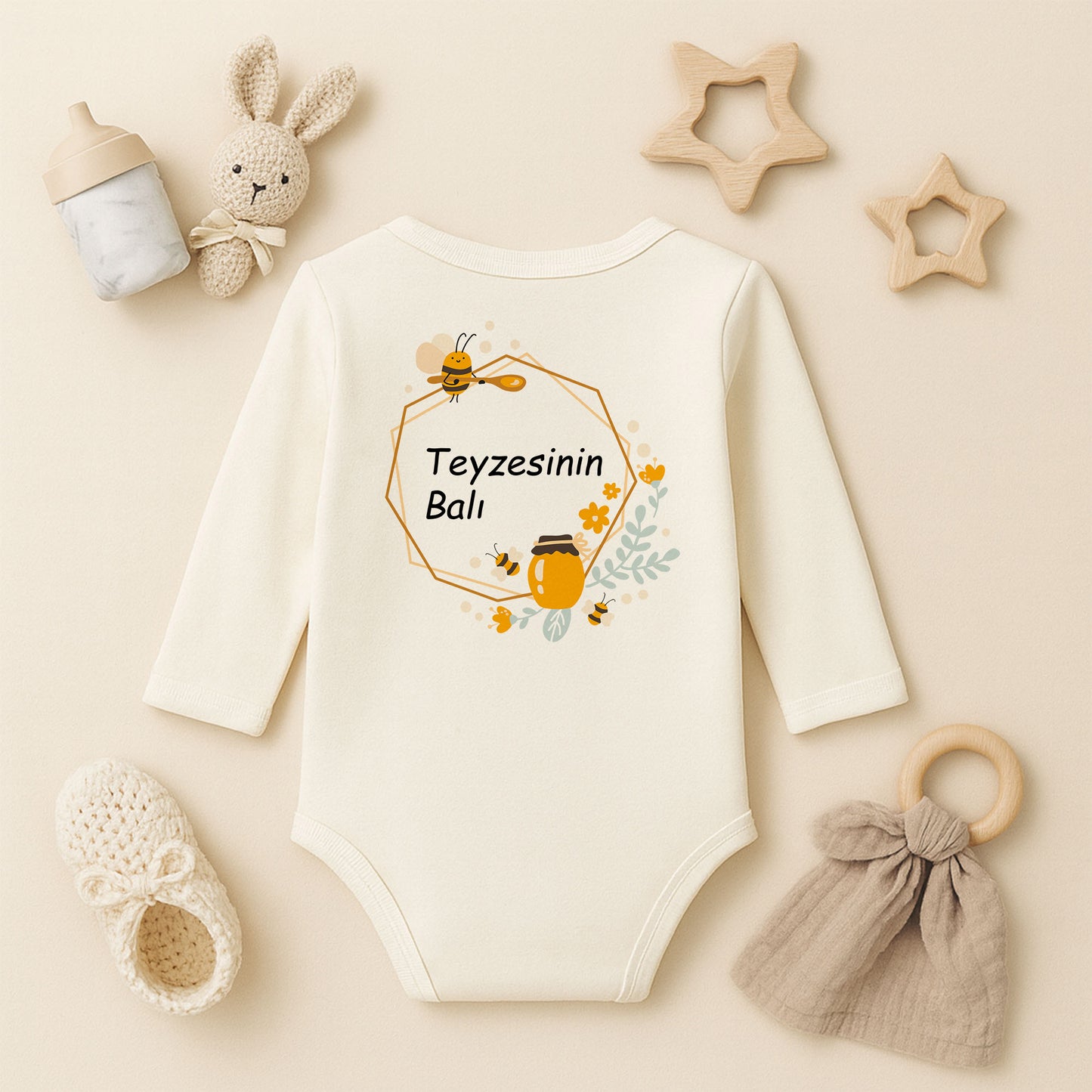 Kişiye Özel Arı & Bal Çerçeveli Bebek Zıbını | 1–36 Ay, DTF Baskı, Hassas Cilt Uyumlu