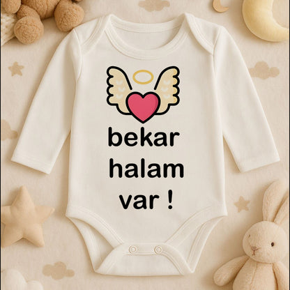 Melek Kanatlı Kalp Baskılı Bebek Zıbını | 1–36 Ay, DTF Baskı, Sevimli Tasarım