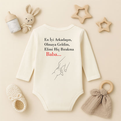 “Baba…” Yazılı Minimal El Ele Baskılı Bebek Zıbını | 1–36 Ay, DTF Baskı