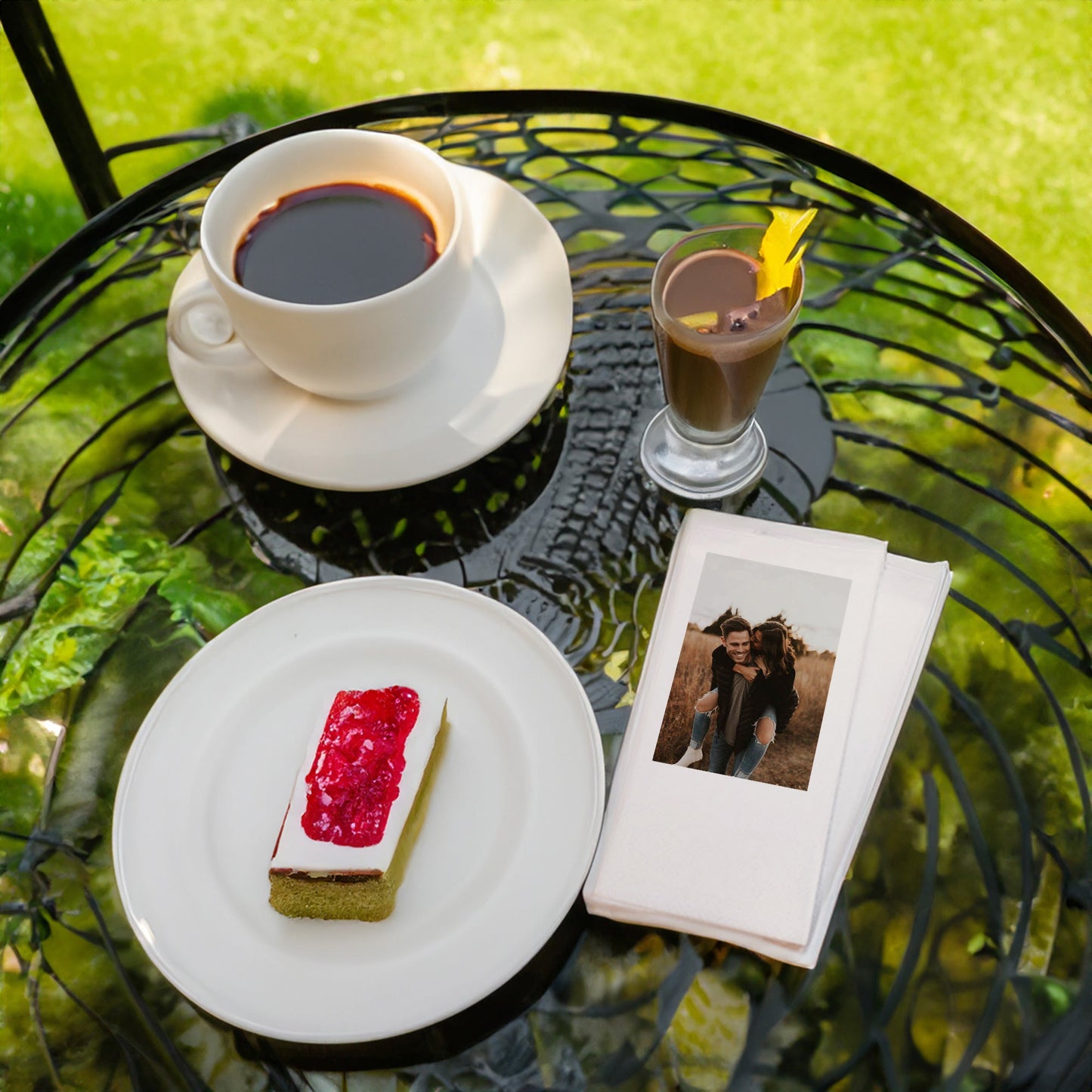 Anılarınızı Peçeteye İşleyin: Kişiye Özel Fotoğraf Baskılı Peçeteler