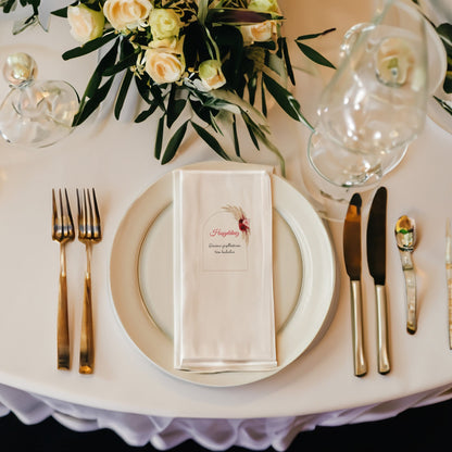 Kırmızı Gül Detaylı Özel Gün Peçetesi