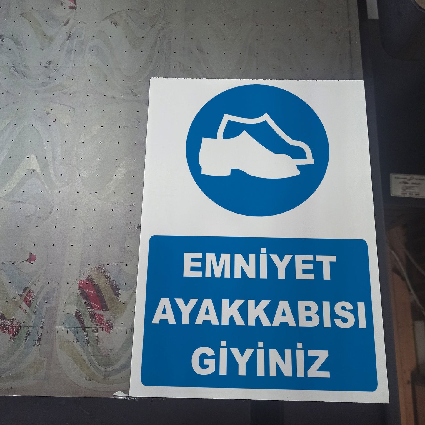 UV Baskılı Foreks ve Alüminyum Kompozit Uyarı Levhaları - Dayanıklı ve Kaliteli