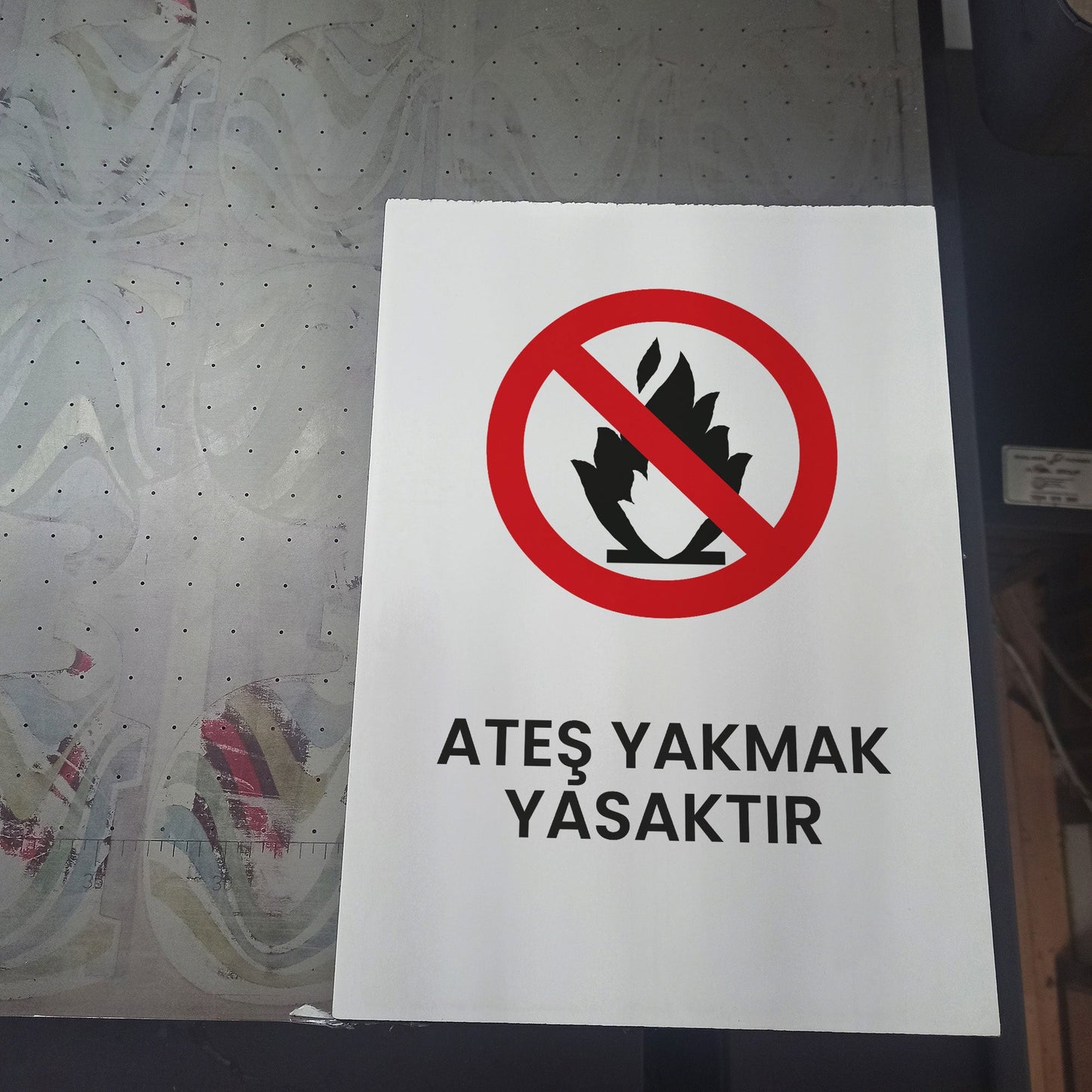 UV Baskılı Foreks ve Alüminyum Kompozit Uyarı Levhaları - Dayanıklı ve Kaliteli