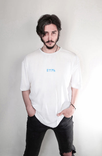 Göktürk baskılı oversize tişört