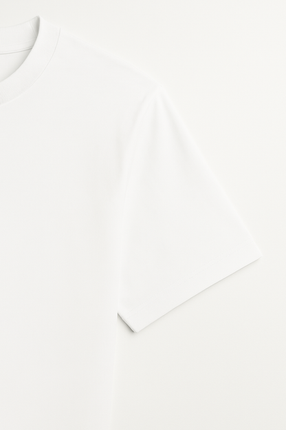 Türkiye'li  Değil Türk Baskılı Bisiklet Yaka Beyaz Tişört