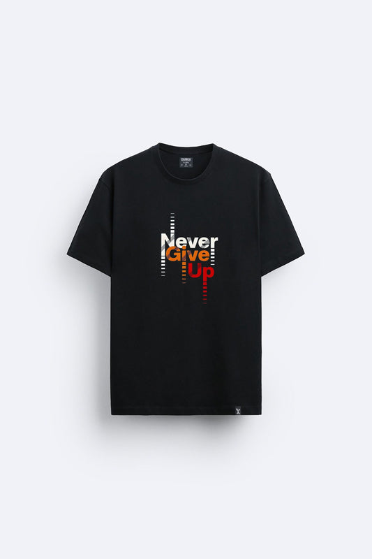 Never give up baskılı regular tişört